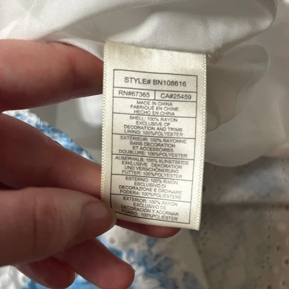 Steve Madden Sophia-Rose Dress in Faded Blue white floral Womens Size 6 Revolve - Picture 7 of 7